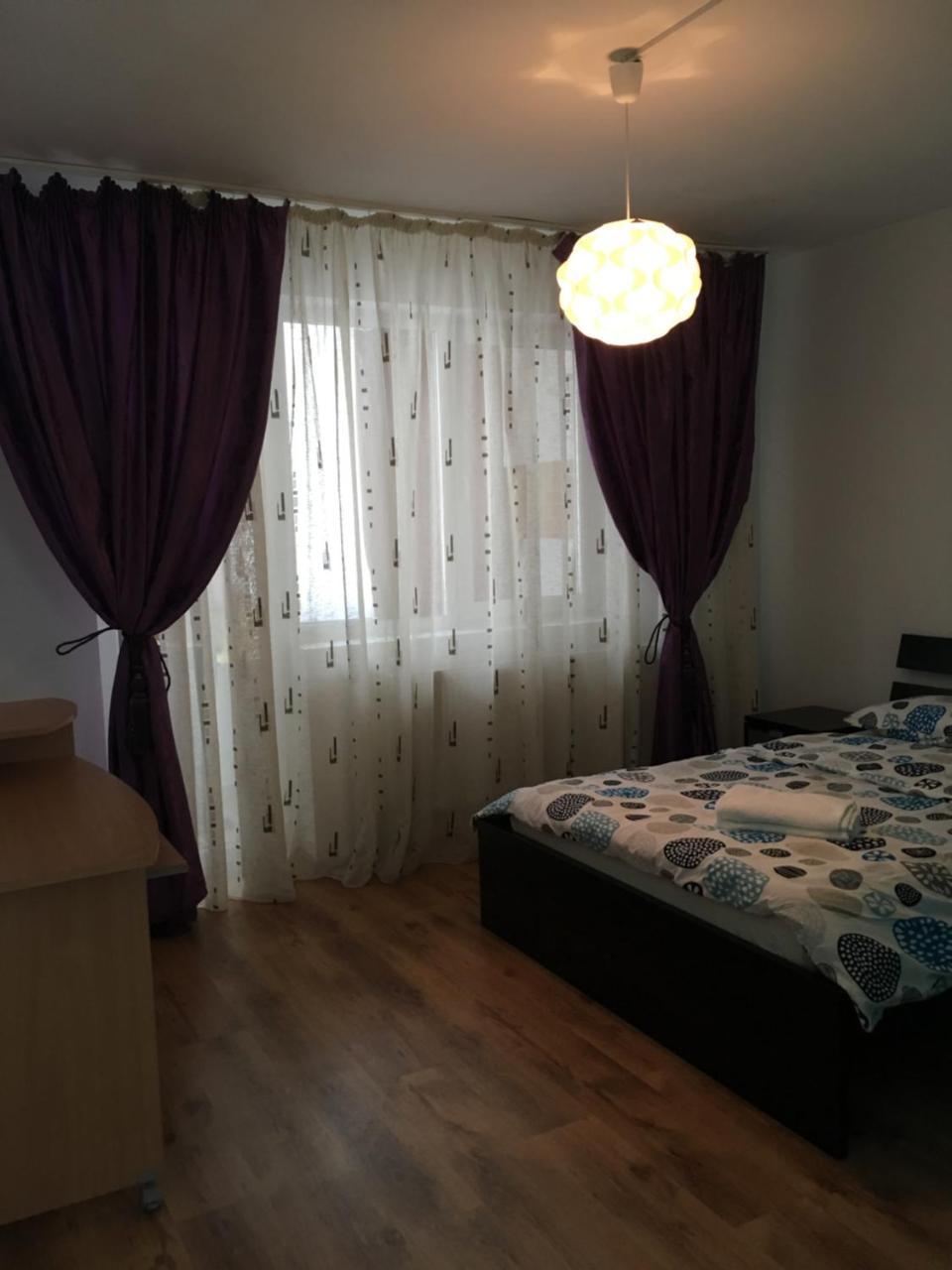 Regim Fundeni Restaurant Margineni Apartament *